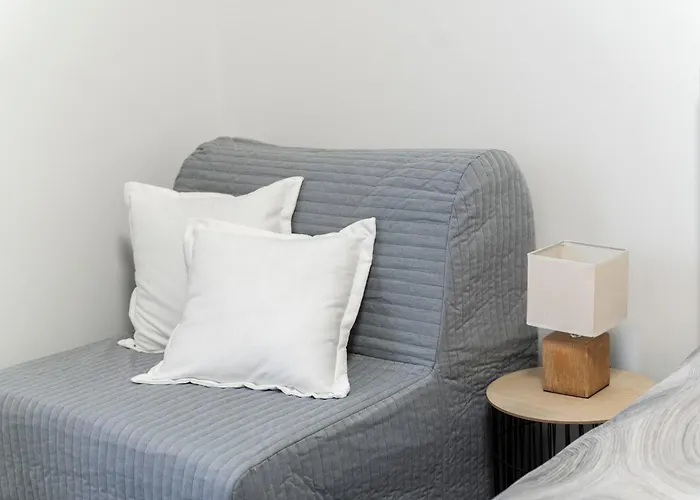 Guesthost - San Giacomo District Modern *