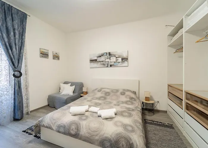 Appartement Guesthost - San Giacomo District Modern *